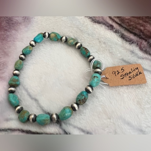❤️ 8mm Desert Pearl Turquoise Navajo Influenced Stretchy Bracelet for Stacking - Picture 15 of 15